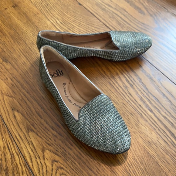 SOFFT Flats - Picture 4 of 7